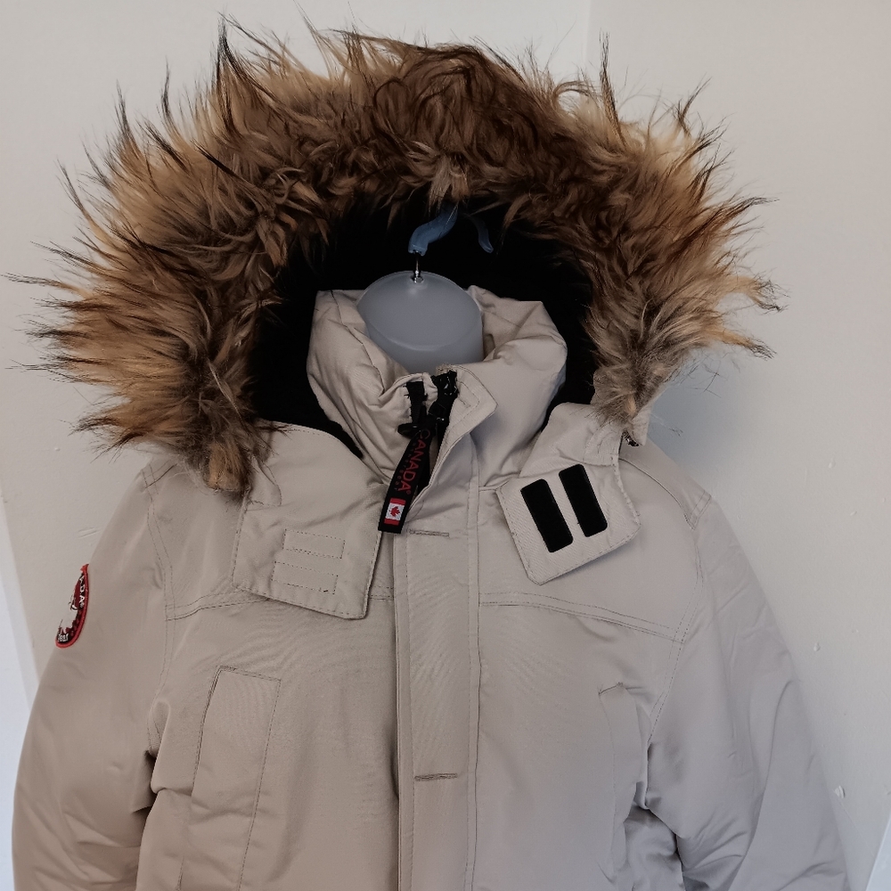 Canada Goose Kids Puffer Jacket in Cream with Brown Faux Fur Hood
